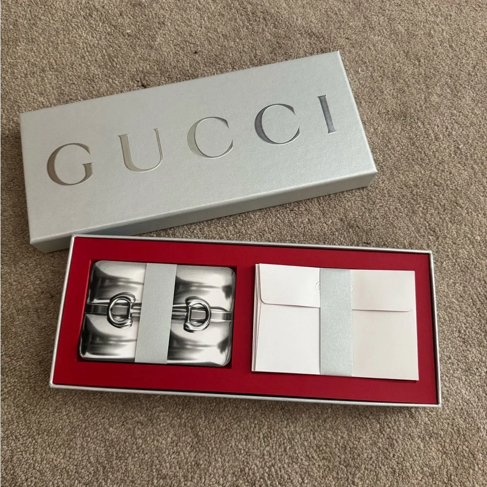 Gucci Holiday Note Card Set - Picture 2 of 2